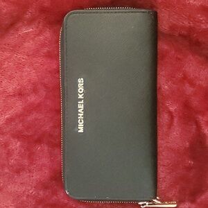 Michael Kors Wallet Black
